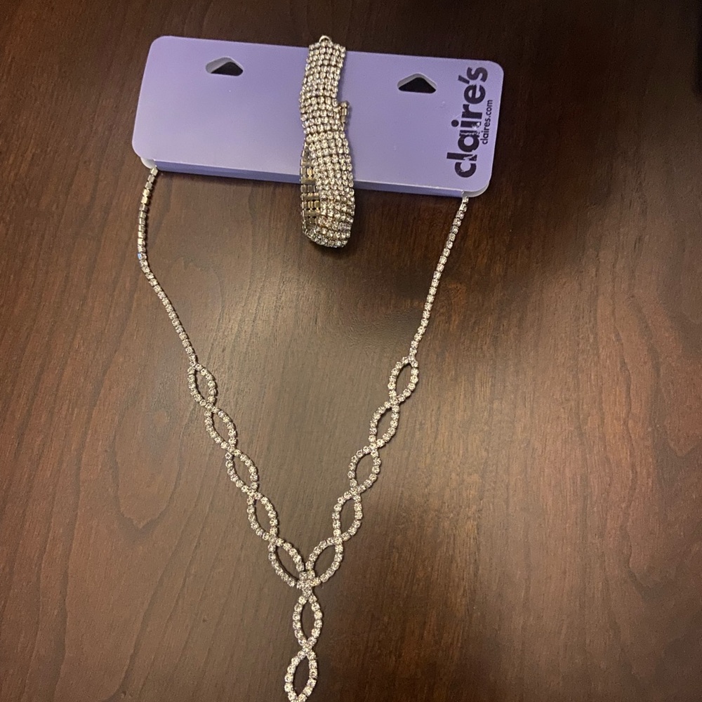 New Necklace and Bracelet not a set bought separatly unused!!